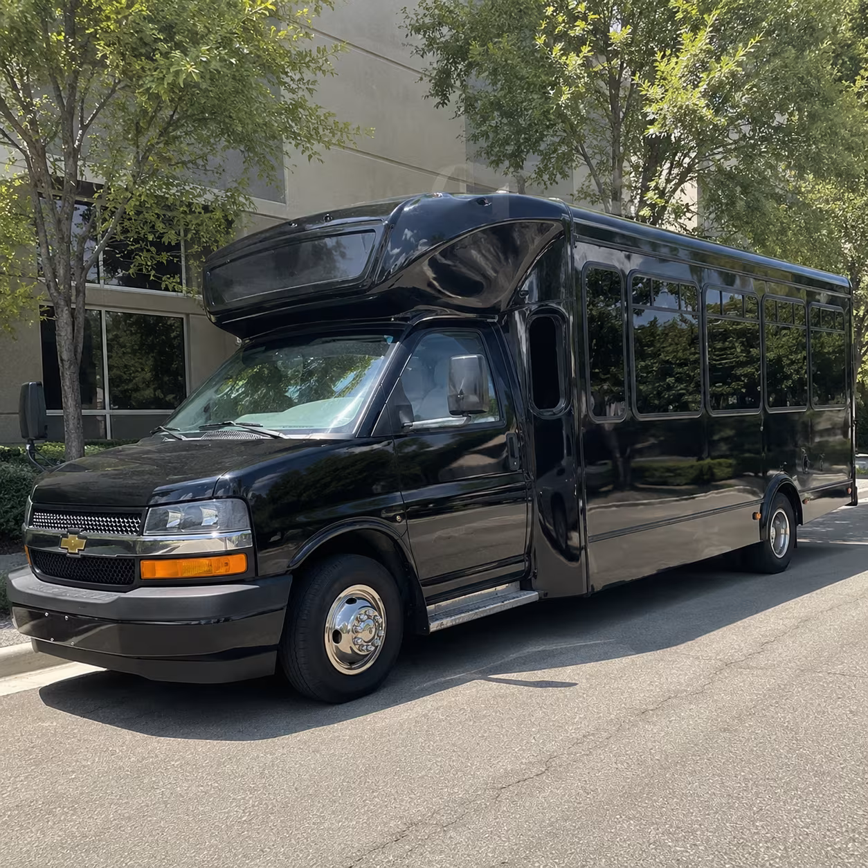 Hollywood Birthday, Sweet 16, & Quinceañera Party Bus Rentals
