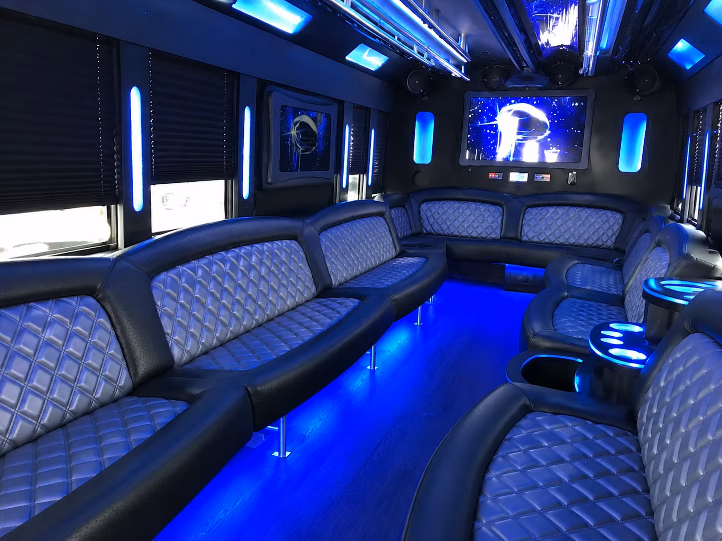 Pembroke Pines Prom & Homecoming Transportation onboard seating