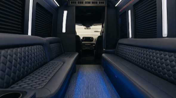 pembroke pines 30 passenger party bus rental